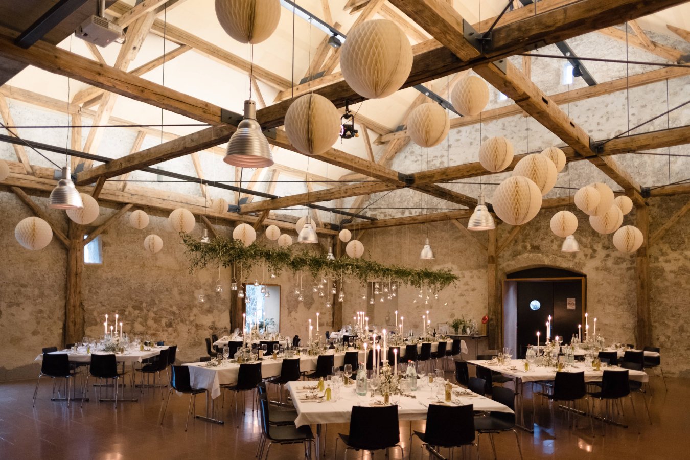 Festsaal festlich eingerichtet